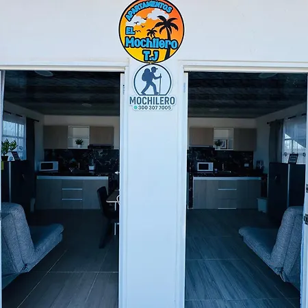 El Mochilero Frente A La Playa Piso 2 Apto 4 *
